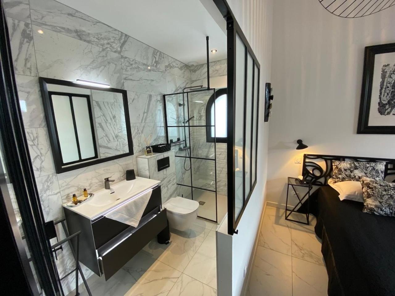 Hotel Particulier - Les Lodges Du Bassin D'Arcachon- Petit-Dejeuner Sur Demande- Prestations Haut De Gamme Gujan-Mestras Kültér fotó