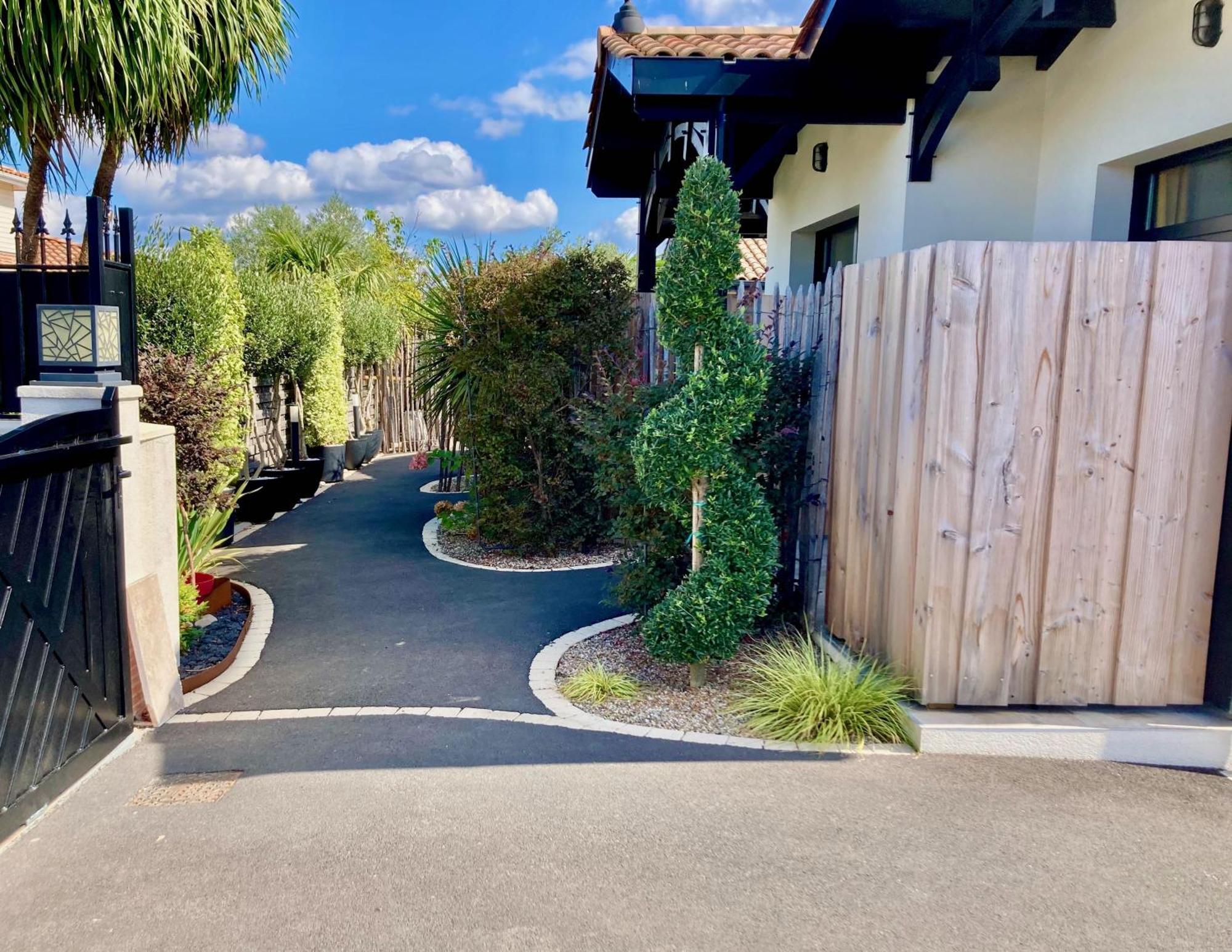 Hotel Particulier - Les Lodges Du Bassin D'Arcachon- Petit-Dejeuner Sur Demande- Prestations Haut De Gamme Gujan-Mestras Kültér fotó